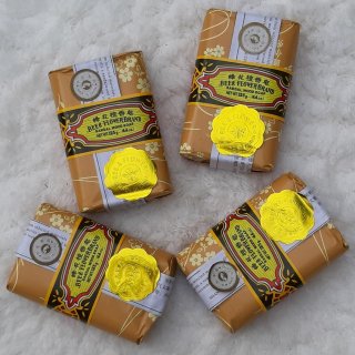 Xà phòng trầm Bee and Flower BrandSandal Wood Soap 125g 2