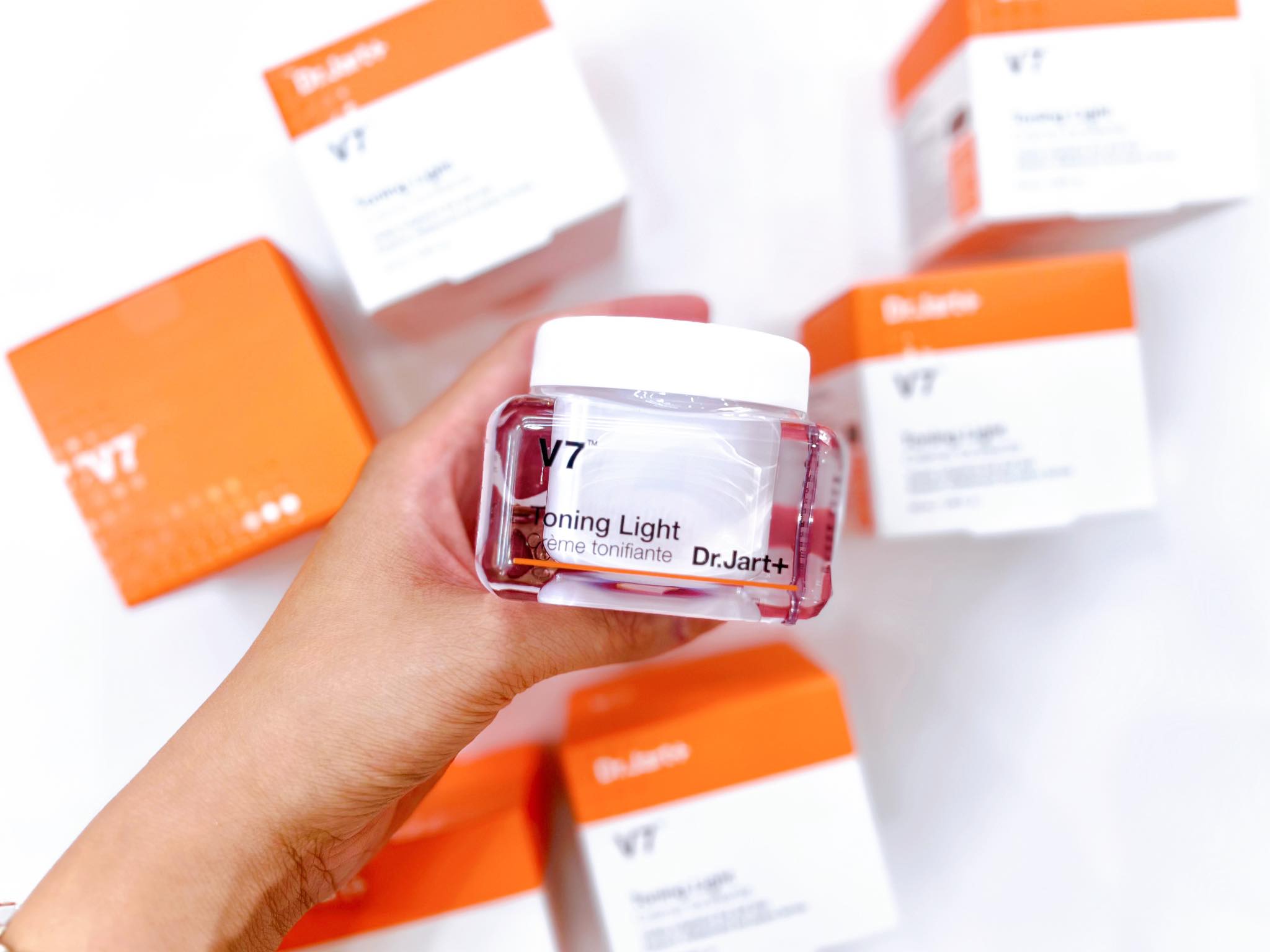 Kem Dưỡng Trắng Da V7 Hộp vuông Mẫu mới – Dr.Jart Toning Light